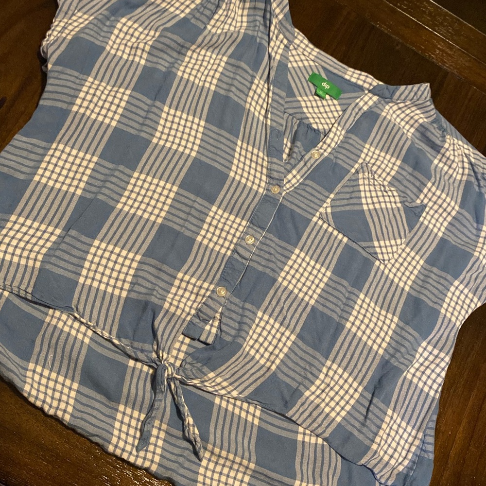 DIP XL Blue and White Women’s Top